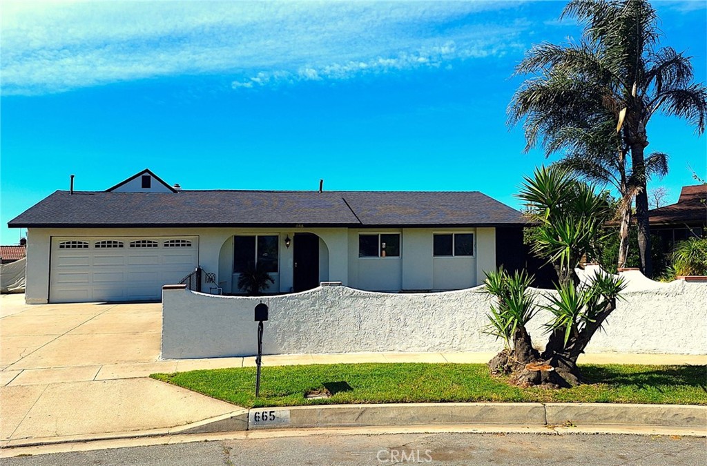 665 W Winchester Drive Property Photo