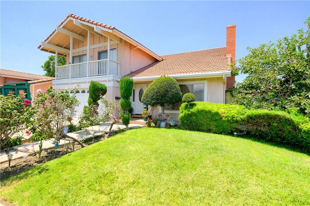 18517 Betty Way Property Photo 1