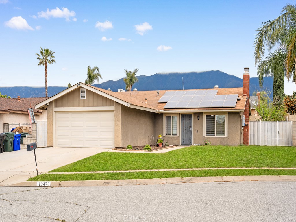 10478 Nutmeg Street Property Photo 4