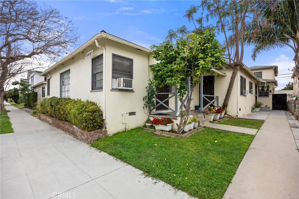5497 Orange Avenue Property Photo