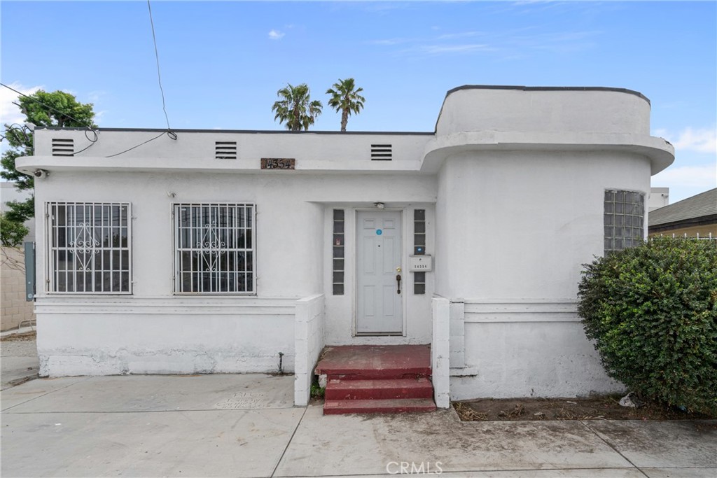 14354 Carmenita Rd Property Photo 1