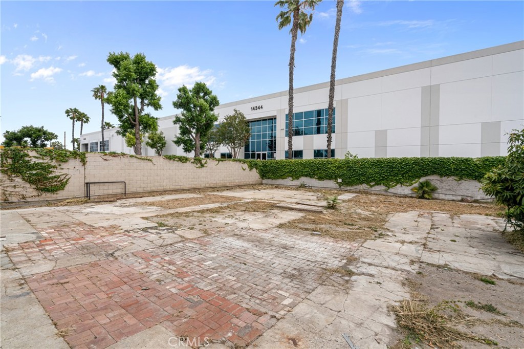 14354 Carmenita Rd Property Photo 25
