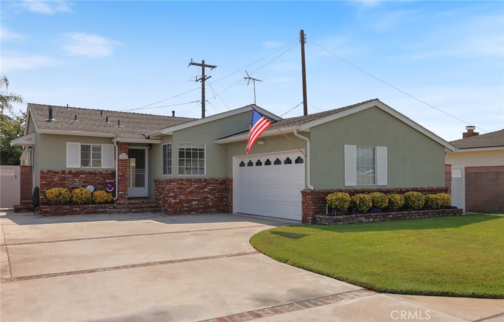 17600 Maidstone Avenue Property Photo 1