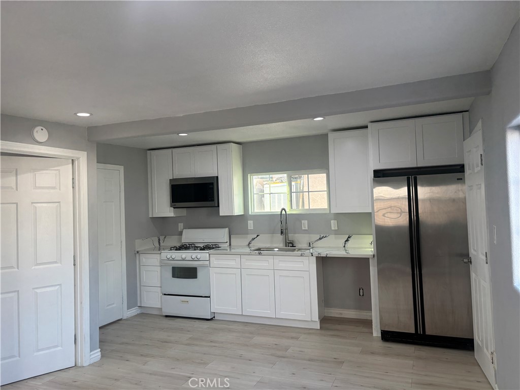3421 Adriatic Avenue Property Photo 1
