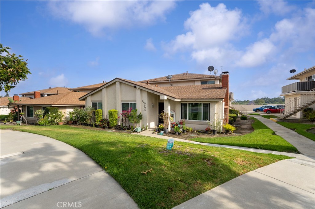 8653 Calle Del Prado Property Photo 1