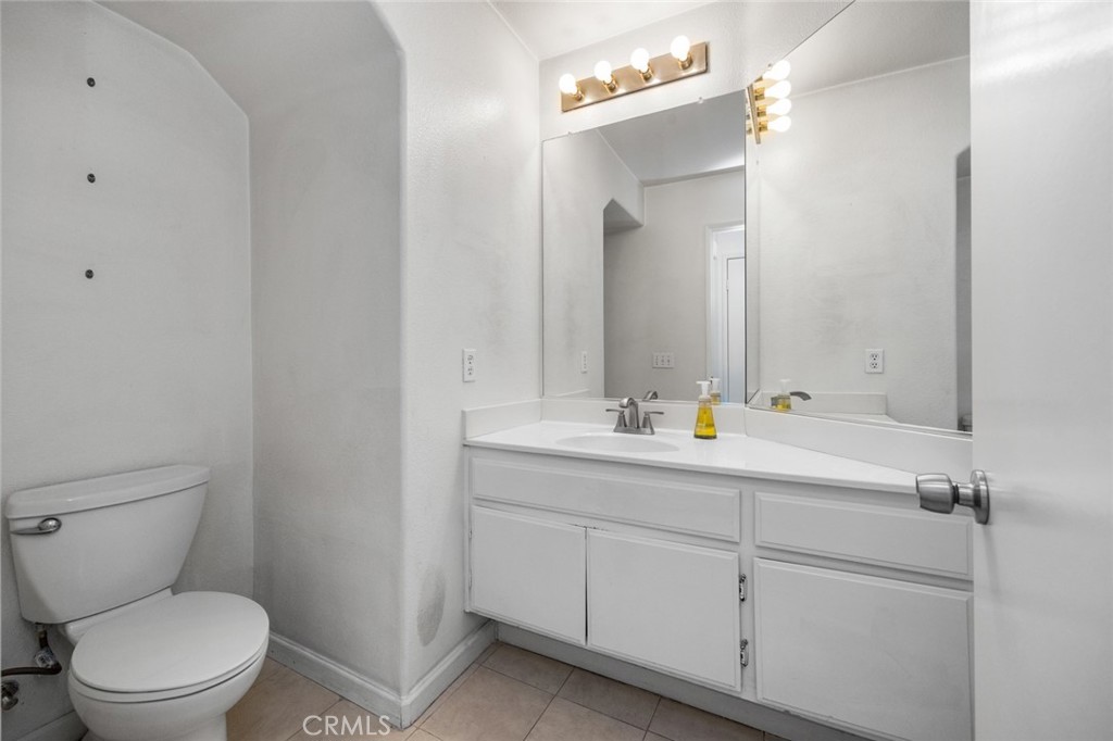 14241 Humbolt Court Property Photo 8