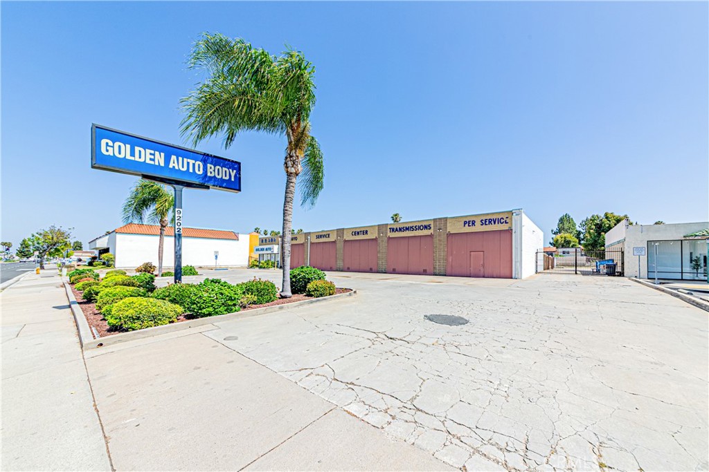 9202 Garden Grove Boulevard Property Photo 7