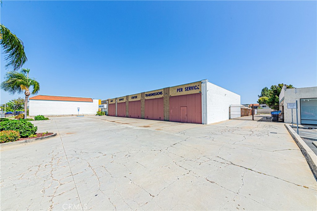 9202 Garden Grove Boulevard Property Photo 8