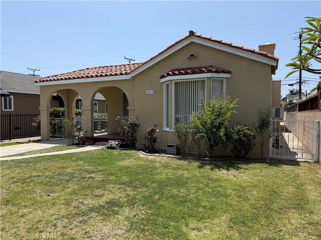 6913 Plaska Avenue Property Photo 1