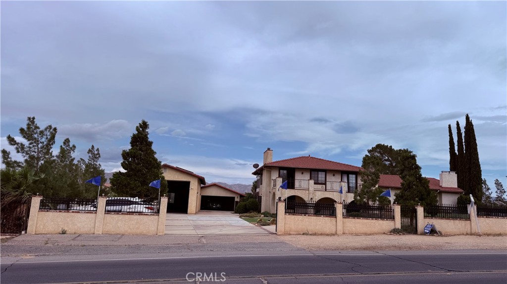 9535 Timberlane Avenue Property Photo 2