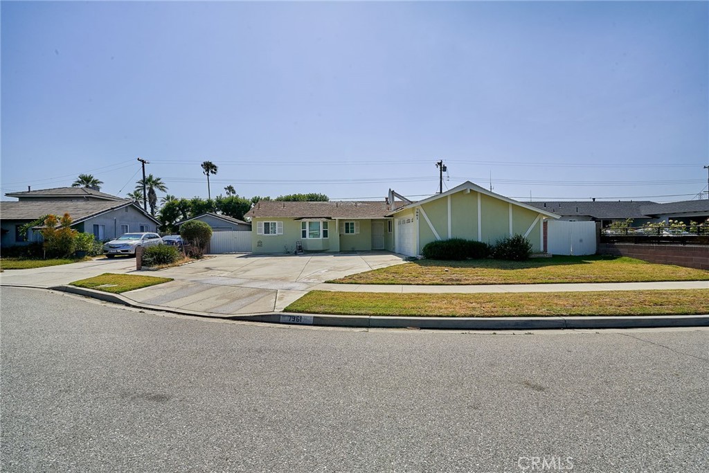 7961 La Corona Way Property Photo 8