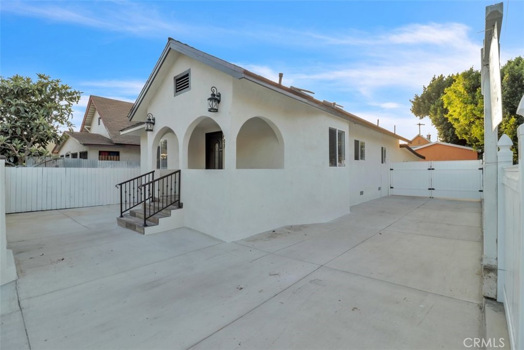 2697 Merced Street Property Photo 1