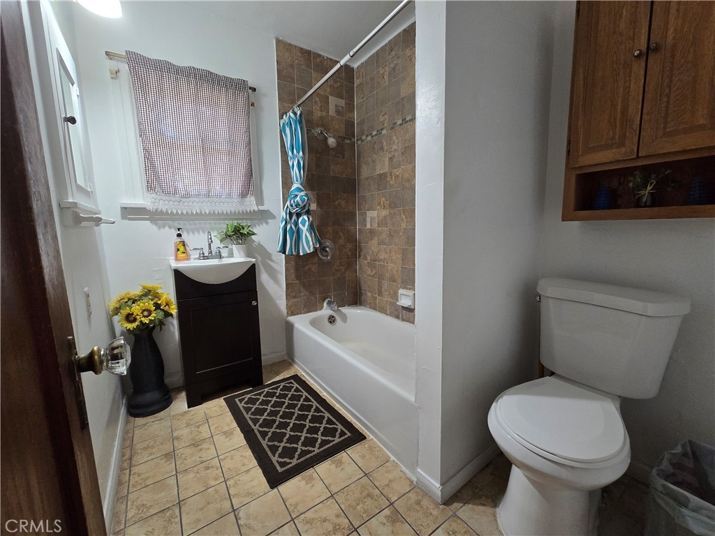 845 Preston Street Property Photo 10