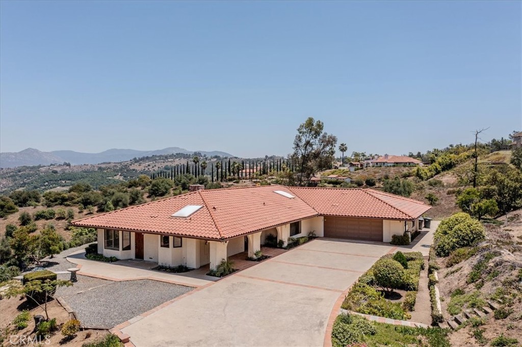 14490 Pauma Vista Drive Property Photo 1