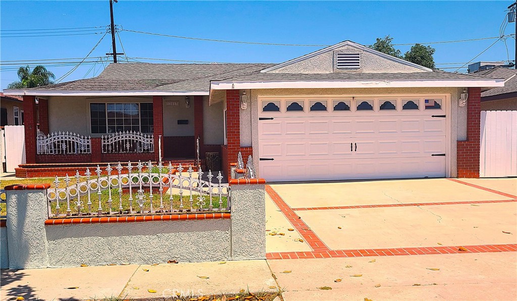 12817 Larwin Road Property Photo 1