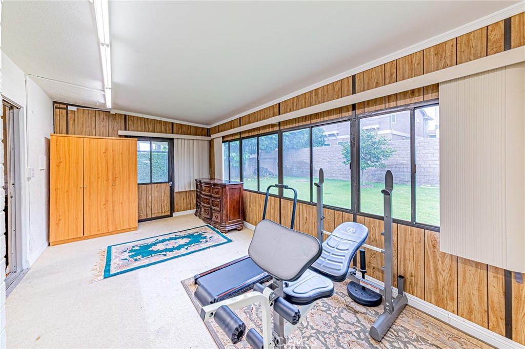 12256 Lesley Street Property Photo 12