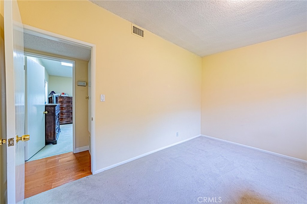 12256 Lesley Street Property Photo 20