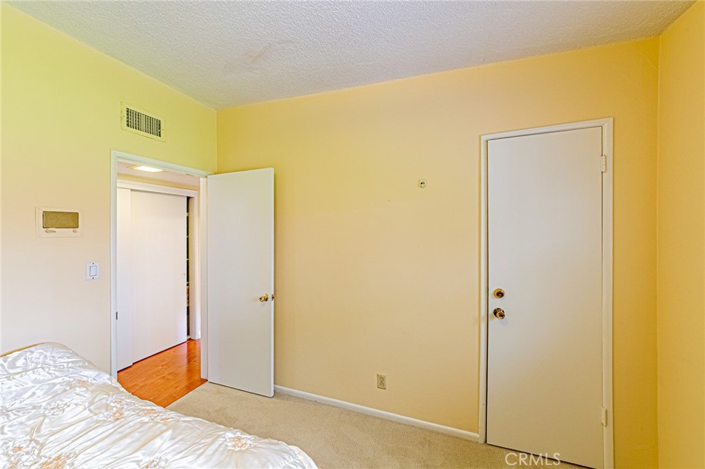 12256 Lesley Street Property Photo 22