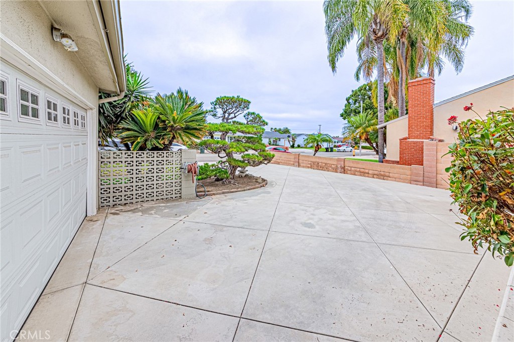 12256 Lesley Street Property Photo 30