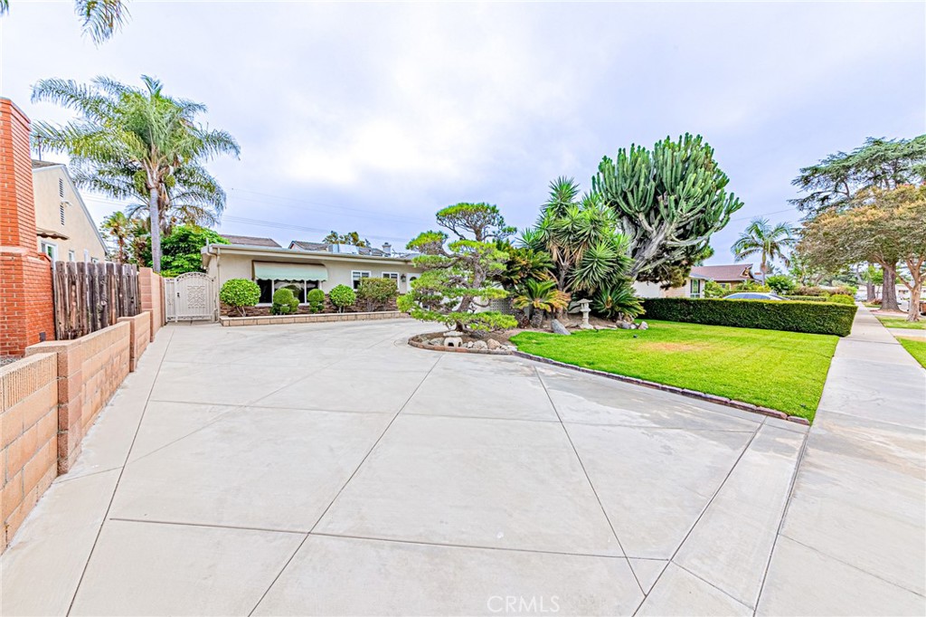 12256 Lesley Street Property Photo 32