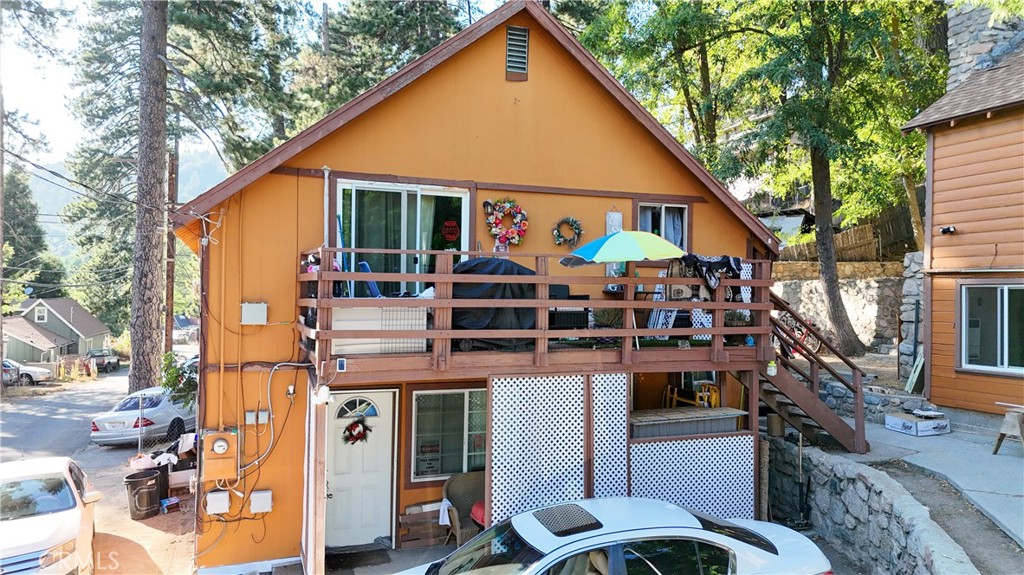 23004 Pine Lane Property Photo 1
