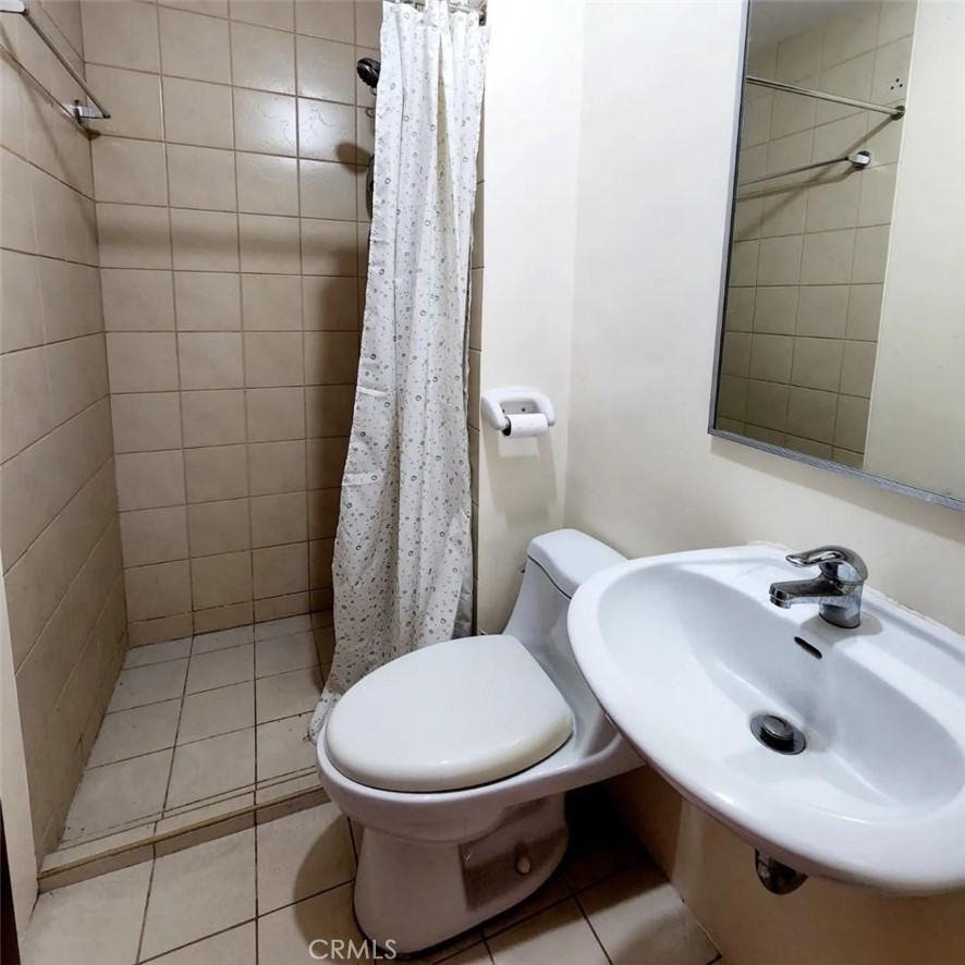 1201 Valderama Tower 325 Property Photo 9