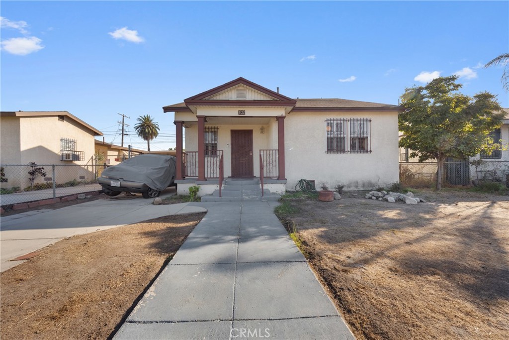 1122 W 77th Street Property Photo 1