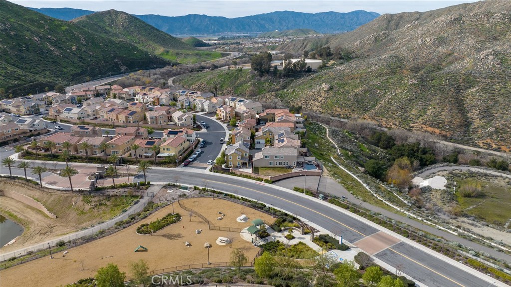 2145 Laurel Canyon Boulevard Property Photo 8