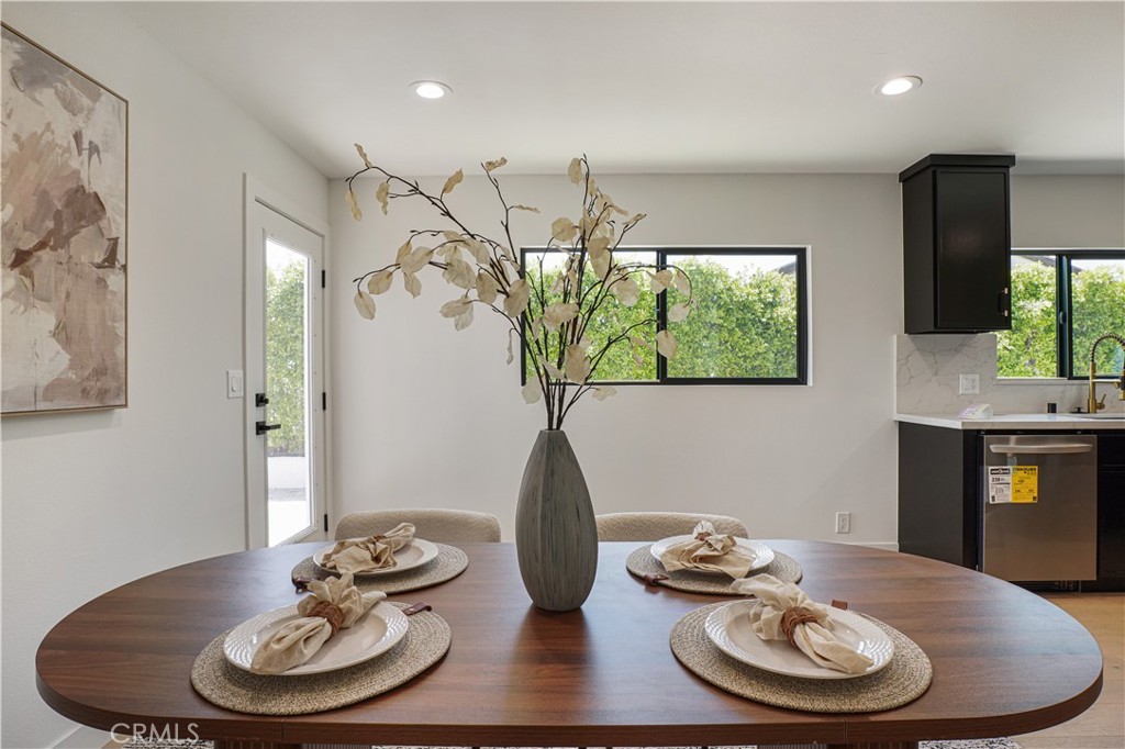 3560 Lavell Property Photo 13
