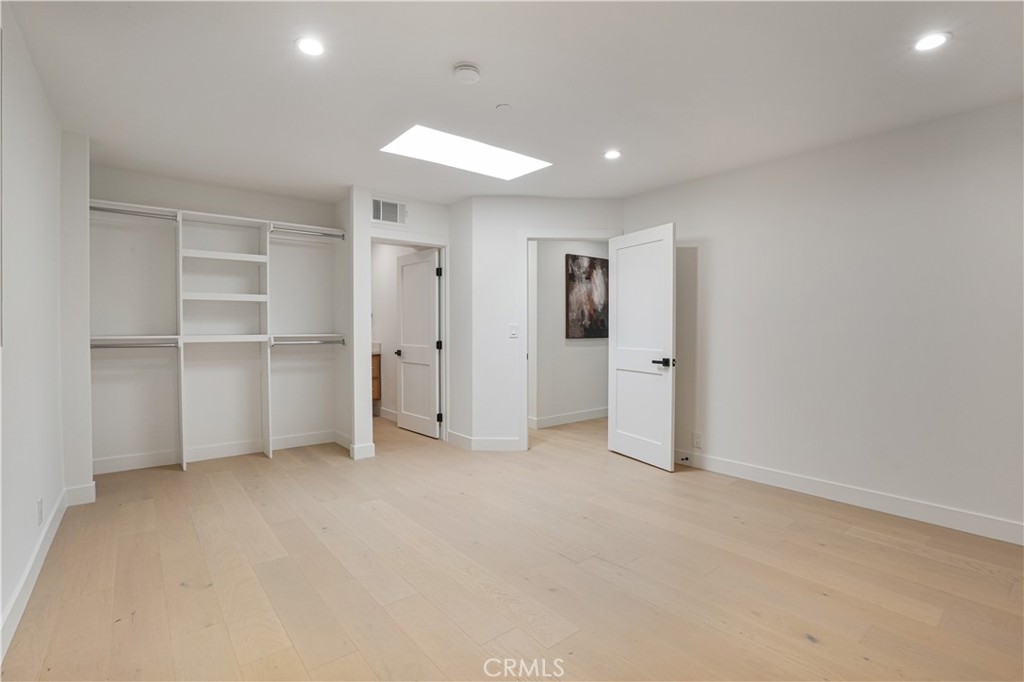 3560 Lavell Property Photo 19