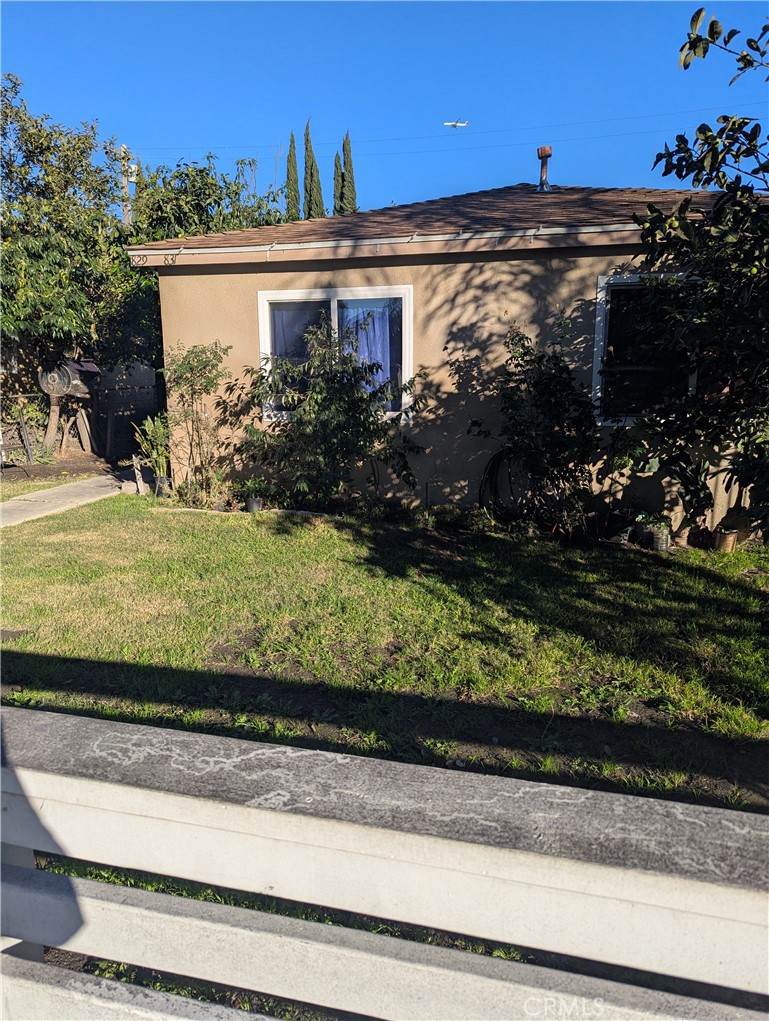 829 E Century Property Photo 2