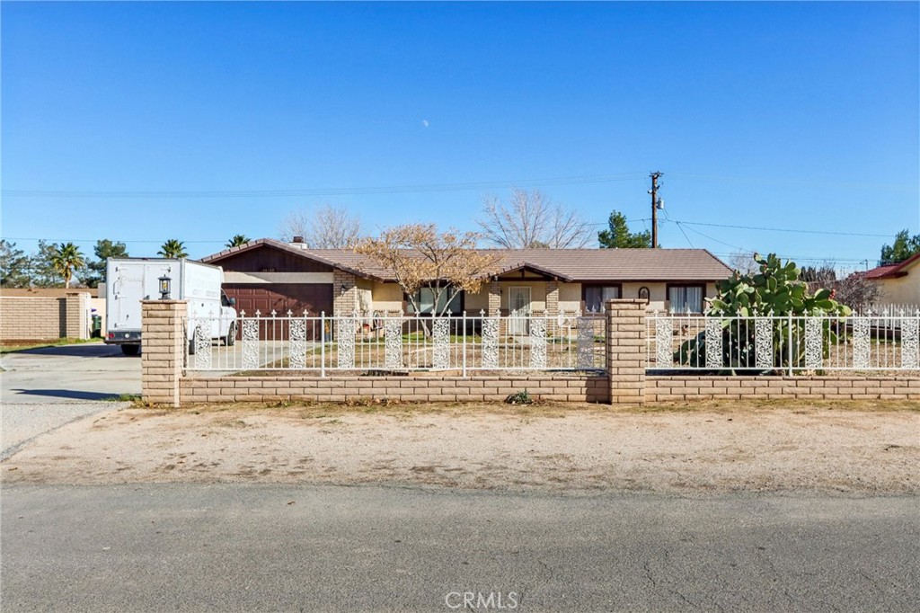 14057 Crow Property Photo 1