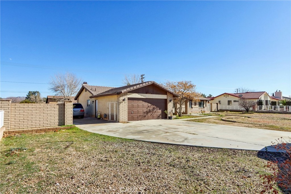 14057 Crow Property Photo 4