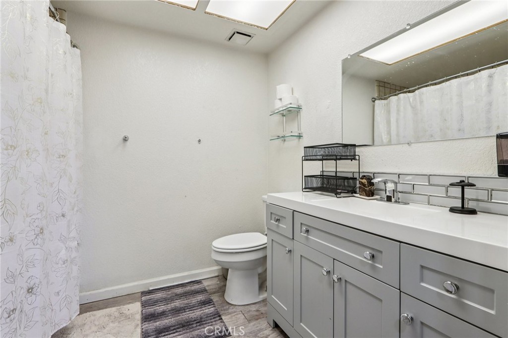 14057 Crow Property Photo 16