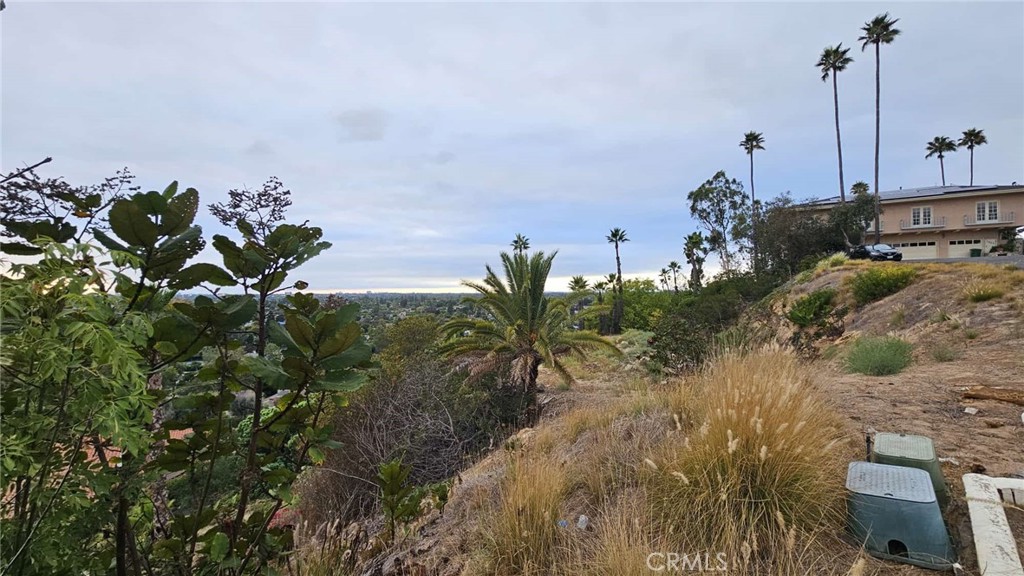 1822 Loma Roja Property Photo 6