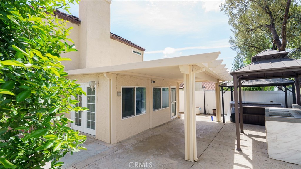 6756 Shaded Wood Property Photo 14