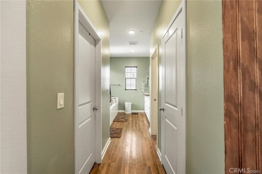 1633 Topeka Property Photo 25