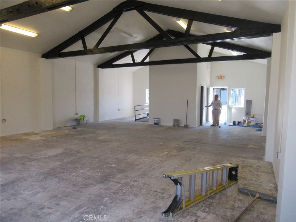 1826 E Compton Property Photo 2
