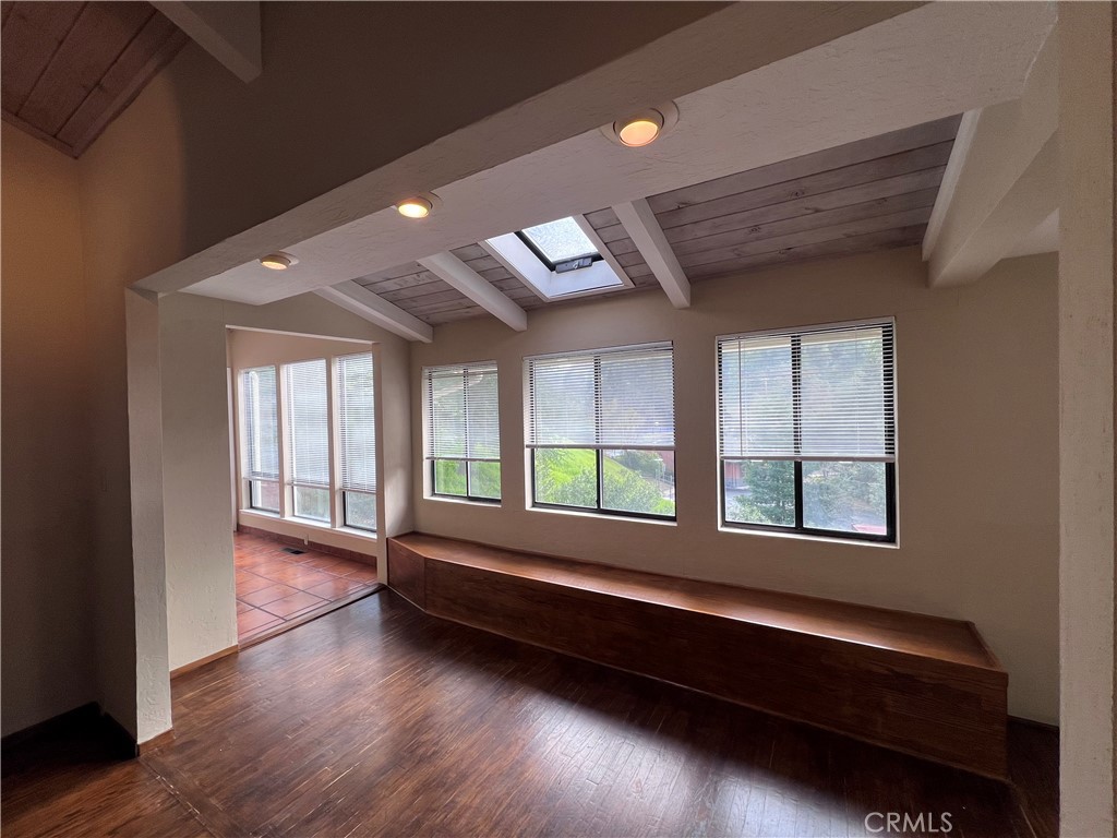 3129 Indian Way Property Photo 5