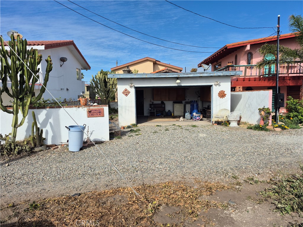 12 LOLITA Property Photo 1