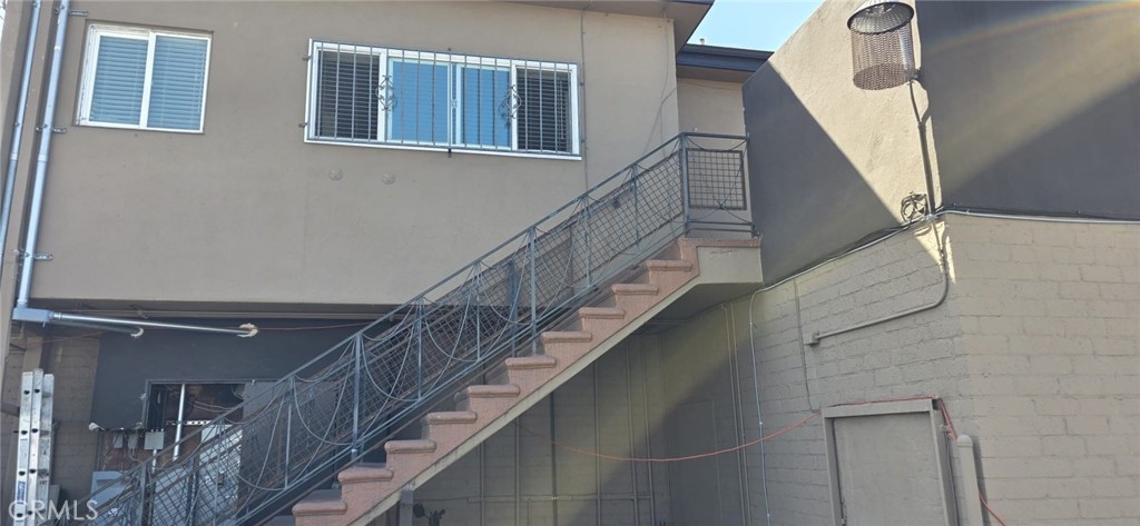 5908 Crenshaw Property Photo 2