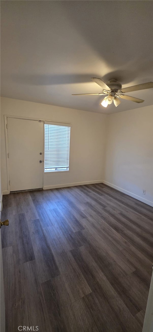 5908 Crenshaw Property Photo 9