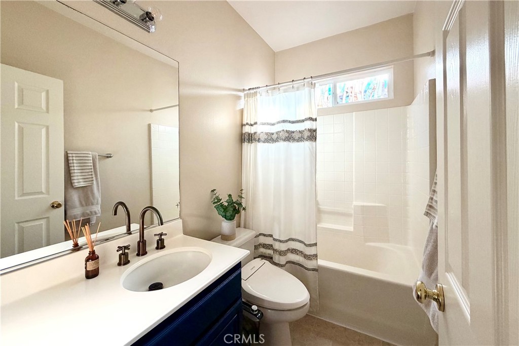 28410 Agajanian Property Photo 17