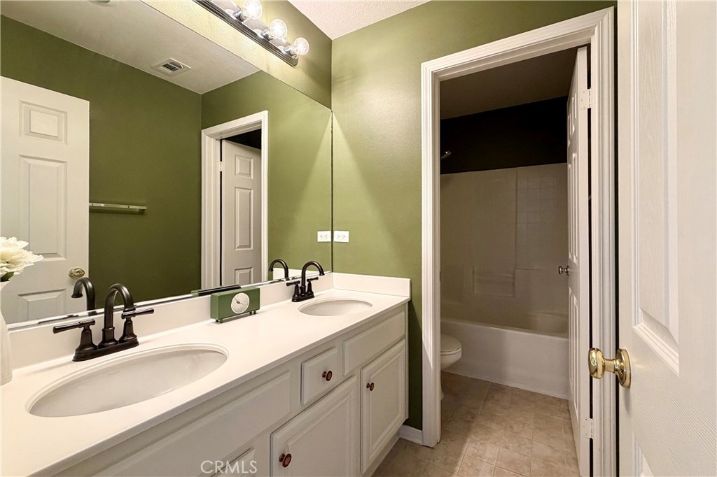 28410 Agajanian Property Photo 22