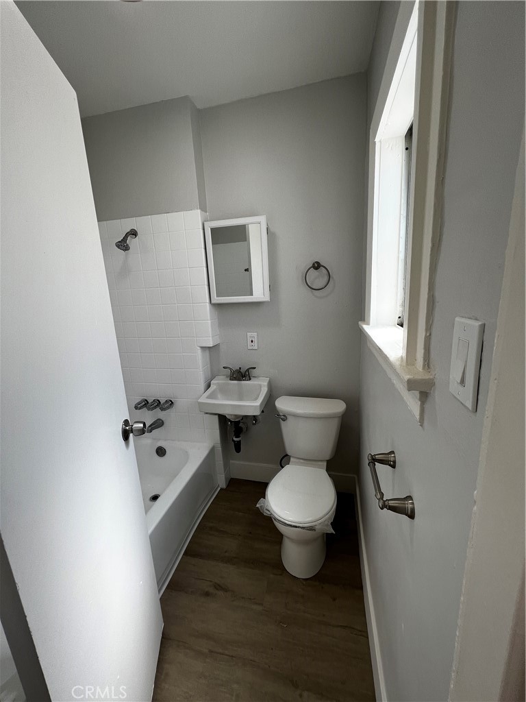 1240 Dawson Avenue Property Photo 2