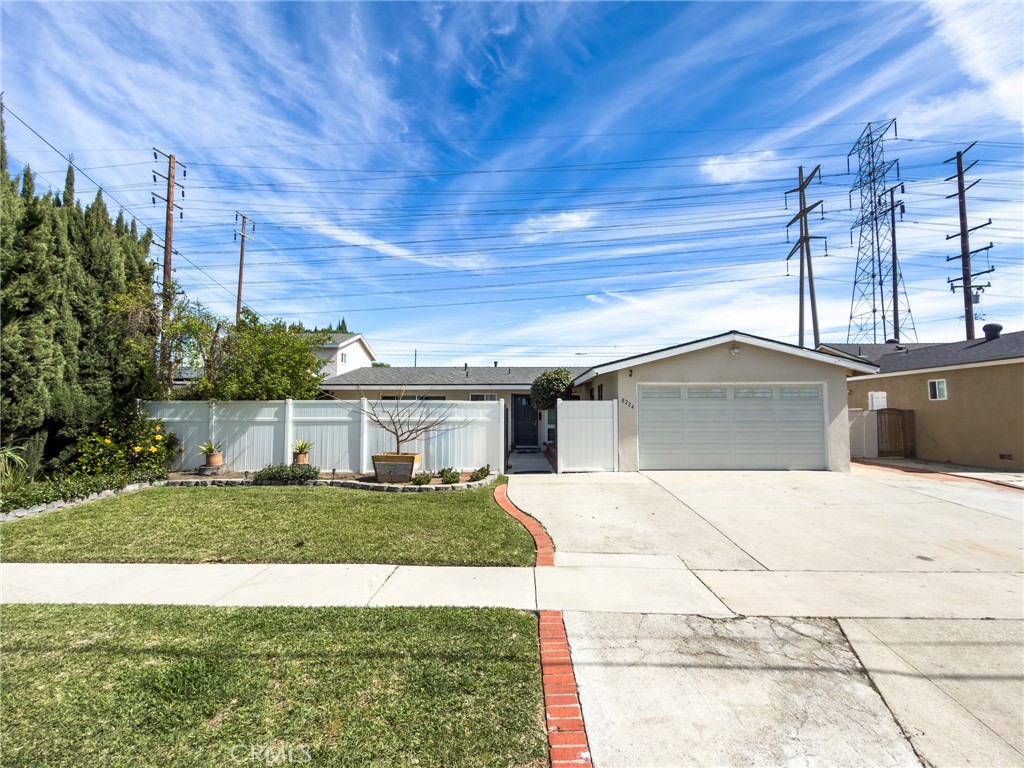 8224 Guava Property Photo 1