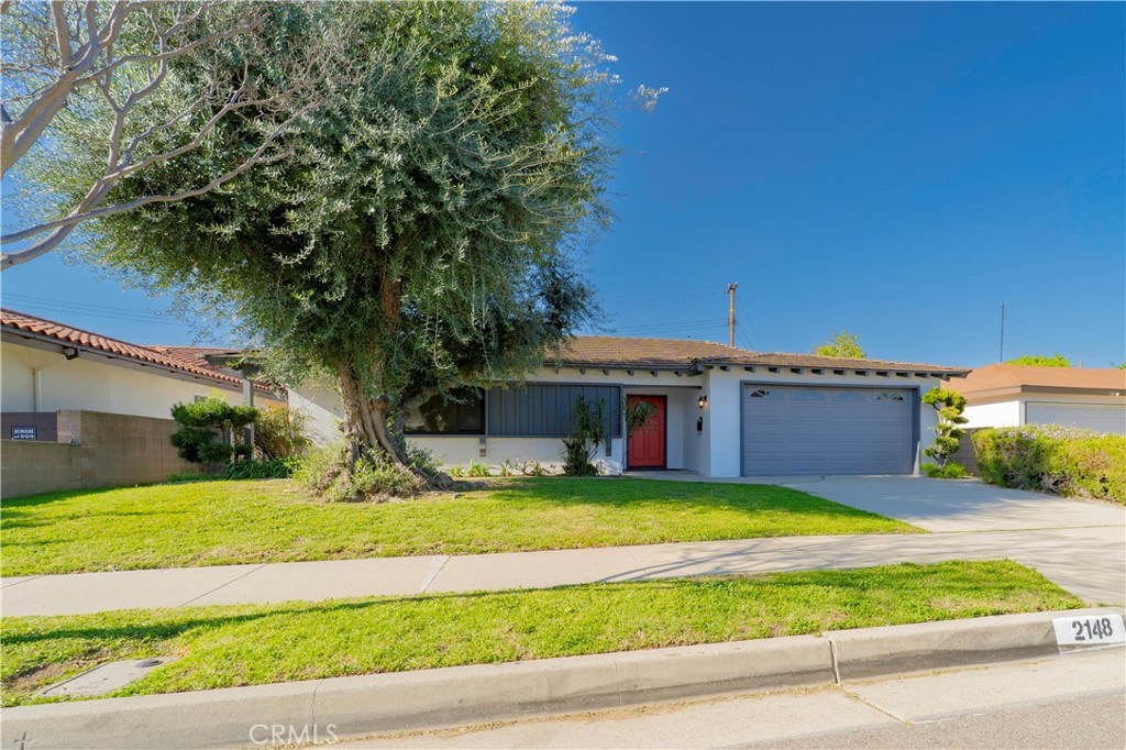 2148 Edgewood Drive Property Photo 4