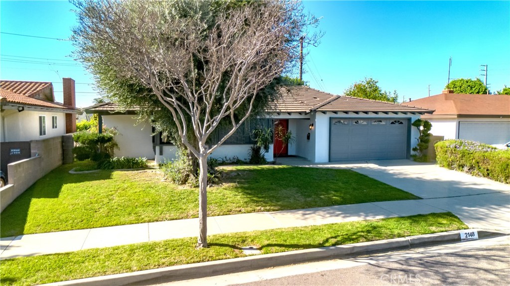 2148 Edgewood Drive Property Photo 8