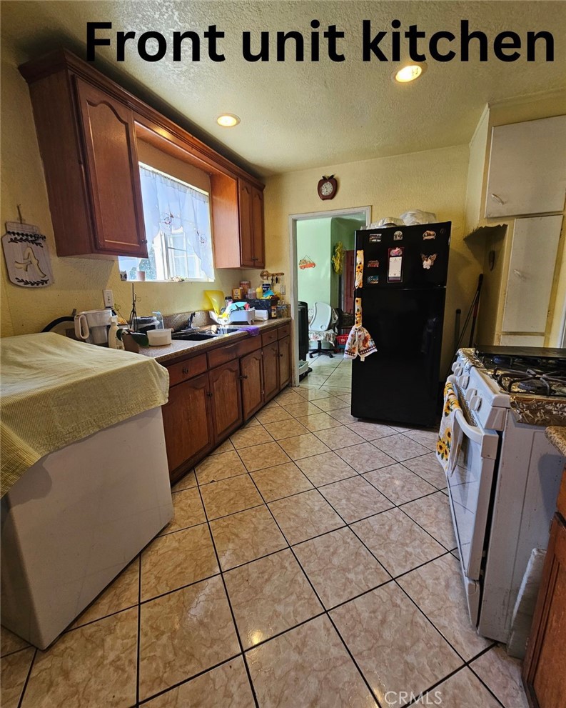 8976 Mcnerney A-b Property Photo 14