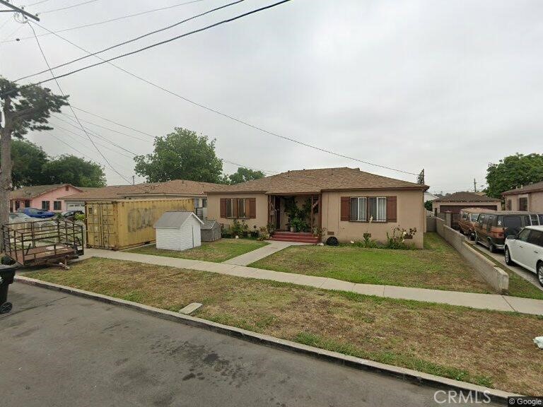 212 W 103rd Property Photo